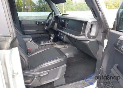 2022 Ford Bronco из США, поврежденный, VIN 1FMEE5BP8NLB38403